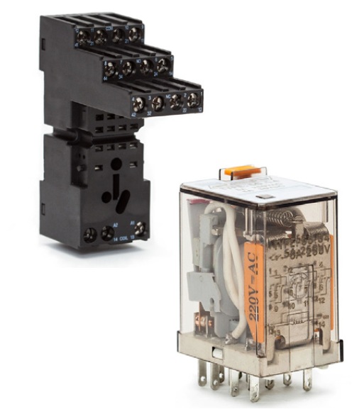 Rele miniatura y Base de Montaje